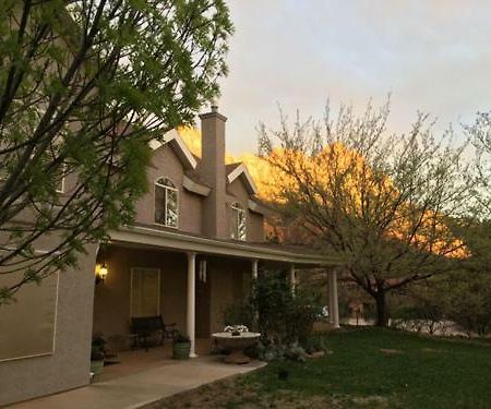 Novel House Inn At Zion Springdale Kültér fotó